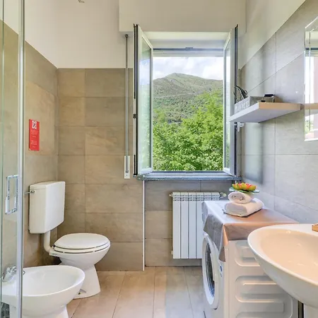 Vp - Sea Garden - B4 & T6 With Parking *