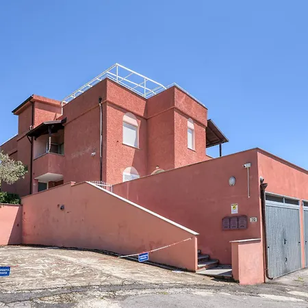 Villa Paolina شقة كيريالي